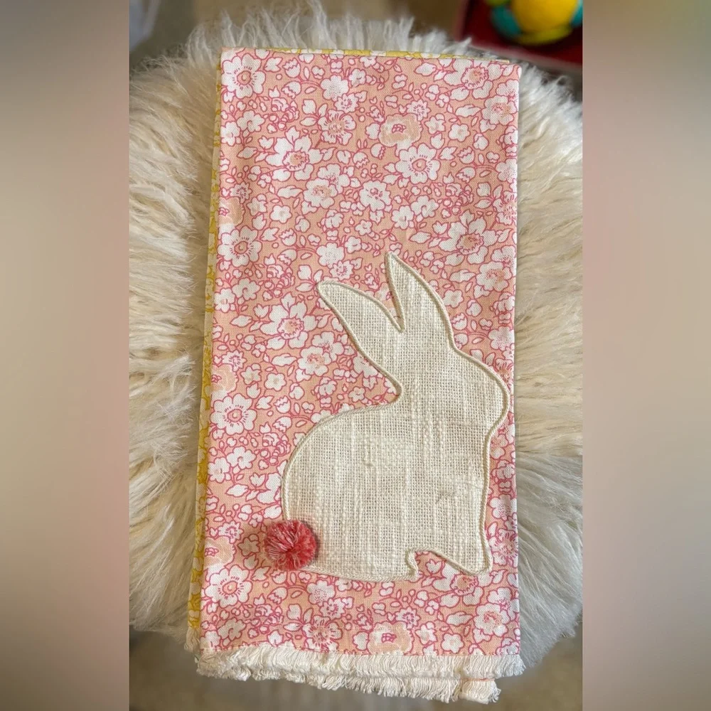 Cynthia Rowley Set of 3 Floral Bunny Print Kitchen Towels